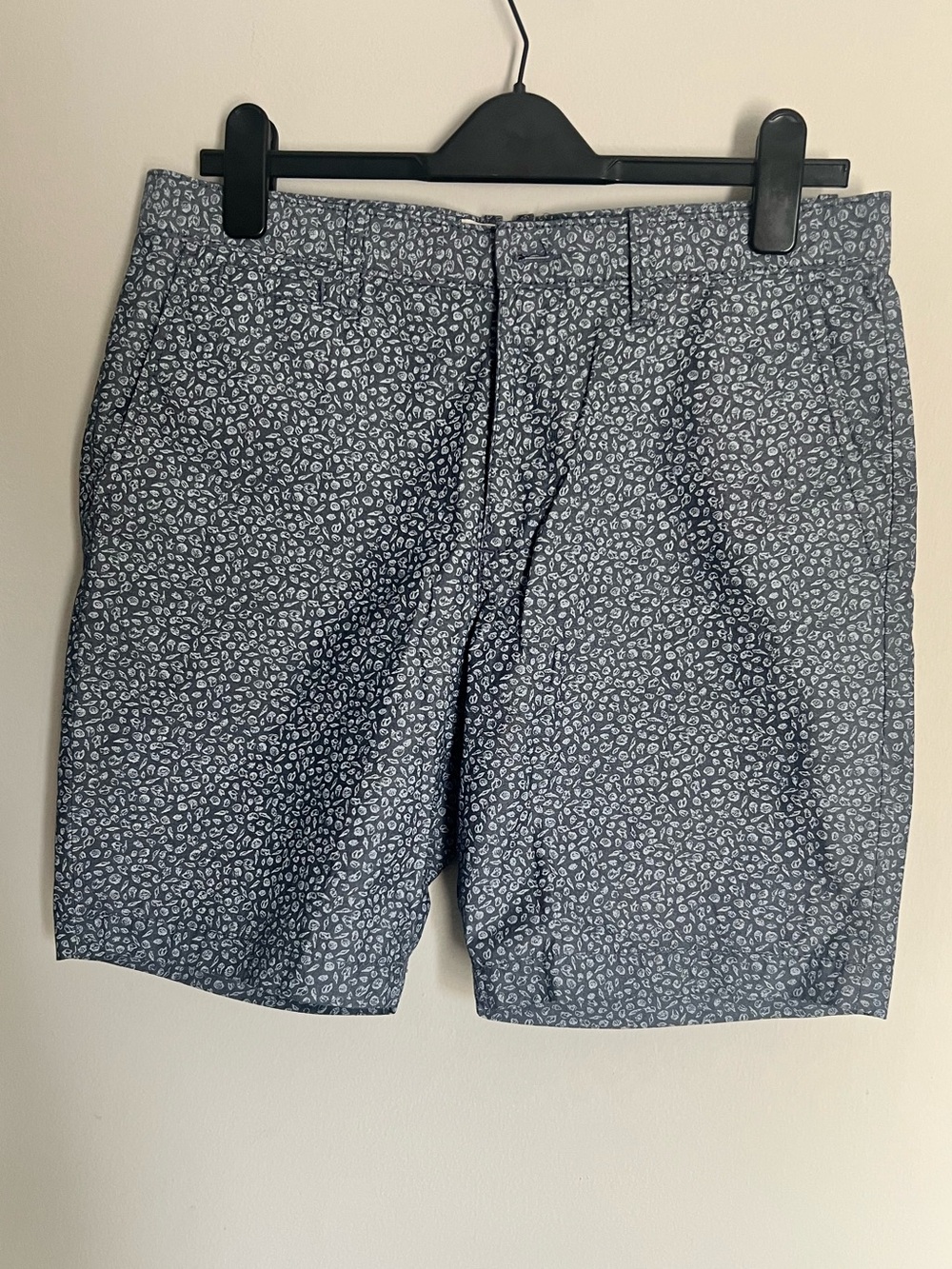 ORIGINAL PENGUIN Men's Navy Blue Printed Casual Shorts Size 32 NWOT